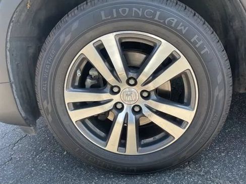 Used 2017 Honda Pilot EX-L image 17