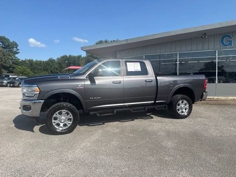 Used 2019 RAM 2500 Laramie AWD/4WD image 2