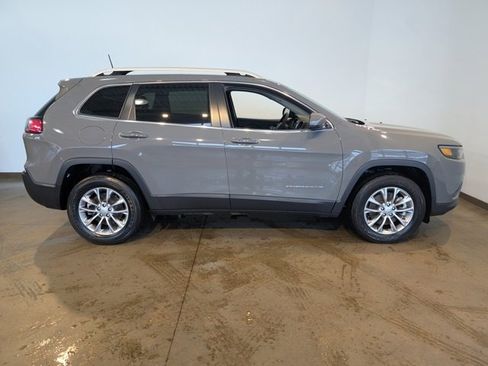 Used 2021 Jeep Cherokee Latitude Lux image 6