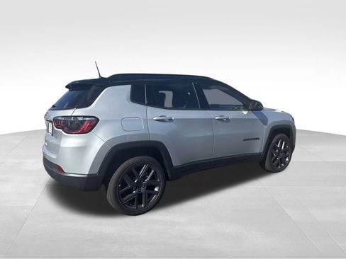 New 2026 Jeep Compass Limited image 8
