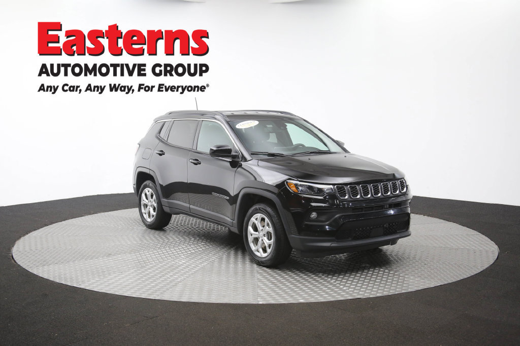 Used 2024 Jeep Compass Latitude AWD/4WD image 50