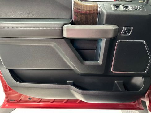 Used 2016 Ford F150 Platinum w/ Equipment Group 701A Luxury image 17