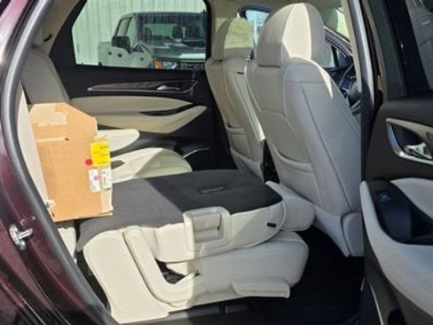 Used 2023 Buick Enclave Avenir w/ Avenir Technology Package image 14