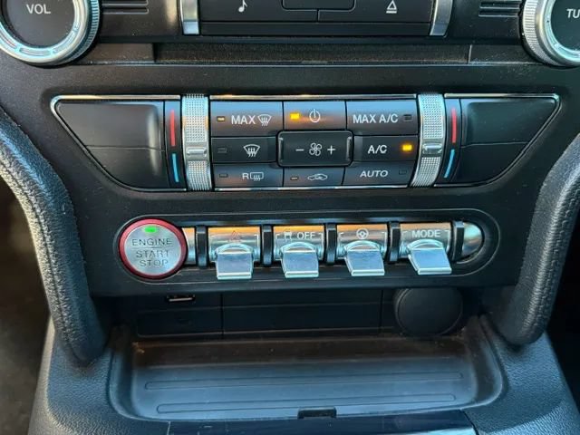 Used 2018 Ford Mustang GT w/ Equipment Group 301A RWD image 26