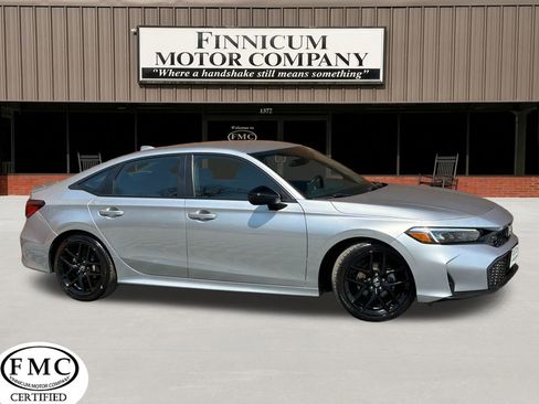 Used 2025 Honda Civic Sport image 1