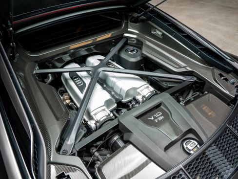 Used 2017 Audi R8 V10 plus AWD/4WD image 41