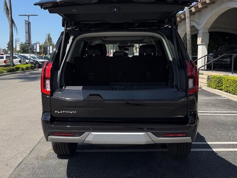 New 2026 Ford Expedition Platinum w/ Platinum Ultimate Package AWD/4WD image 8
