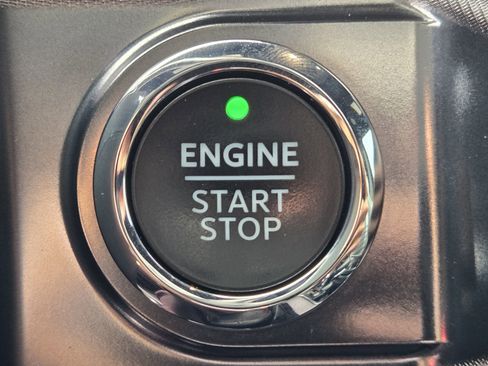 Used 2023 Ford F150 Platinum w/ Equipment Group 701A High image 19