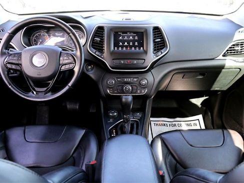 Used 2021 Jeep Cherokee Latitude Plus image 26