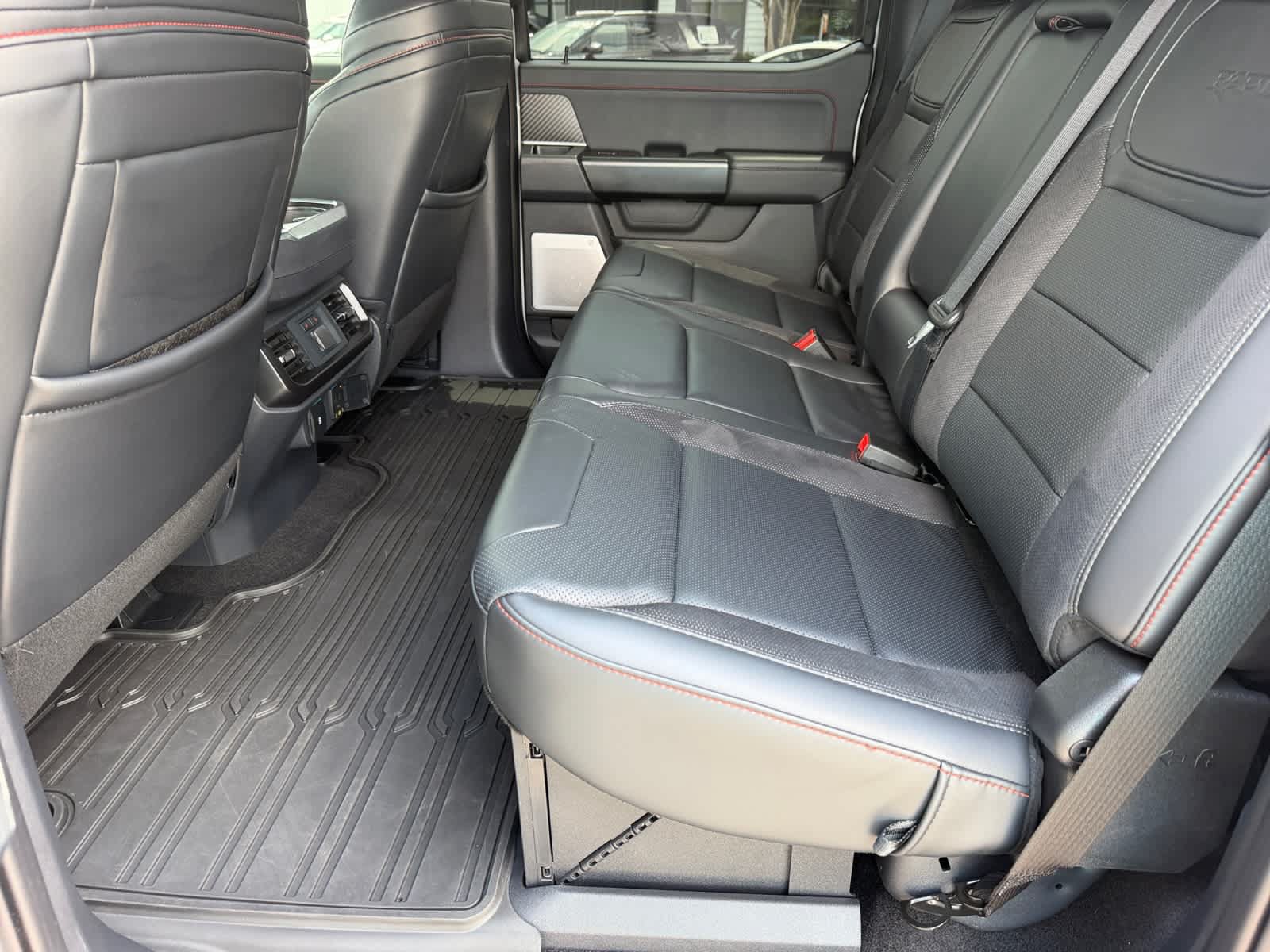 Used 2025 Ford F150 Raptor AWD/4WD image 14