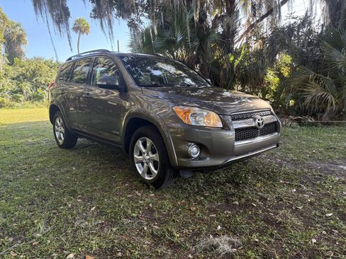 Used 2010 Toyota RAV4 Limited image 3