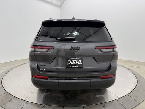 New 2025 Jeep Grand Cherokee L Altitude image 6