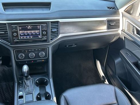 Used 2022 Volkswagen Atlas SE FWD image 14