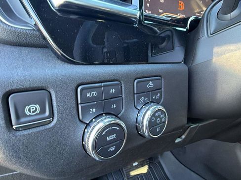 New 2025 GMC Sierra 1500 Elevation w/ LPO, Elevation Black Package image 20