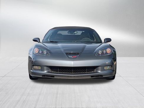 Used 2012 Chevrolet Corvette Grand Sport w/ 2LT Preferred Equipment Group RWD image 2