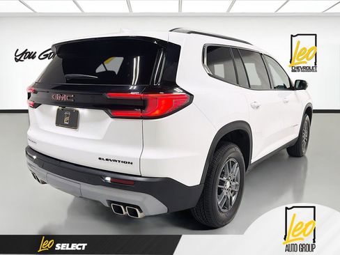 Used 2025 GMC Acadia Elevation image 5