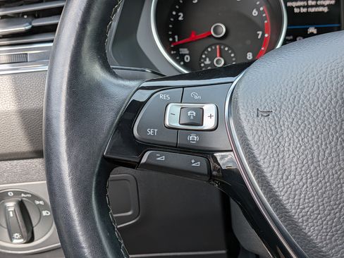 Used 2021 Volkswagen Tiguan SE R-Line w/ 3rd Row Seat Package AWD/4WD image 24