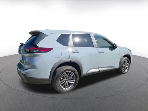Used 2026 Nissan Rogue SV FWD image 14