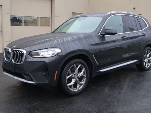 Used 2024 BMW X3 xDrive30i AWD/4WD image 3