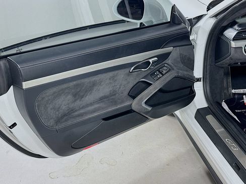Used 2015 Porsche 911 GT3 RWD image 13