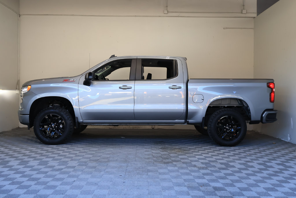 Used 2024 Chevrolet Silverado 1500 RST w/ Convenience Package II AWD/4WD image 7