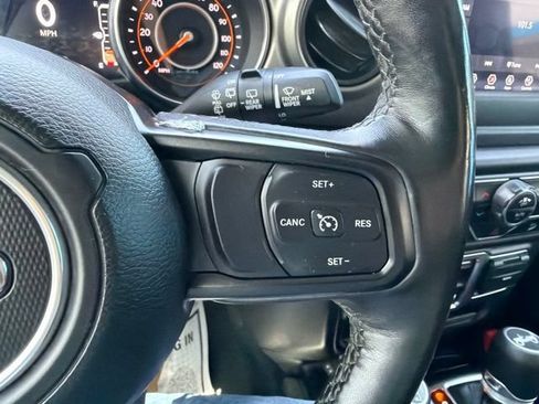Used 2020 Jeep Wrangler Sport AWD/4WD image 24
