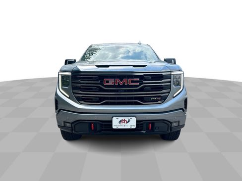 Certified 2024 GMC Sierra 1500 AT4 w/ Technology Package AWD/4WD image 3