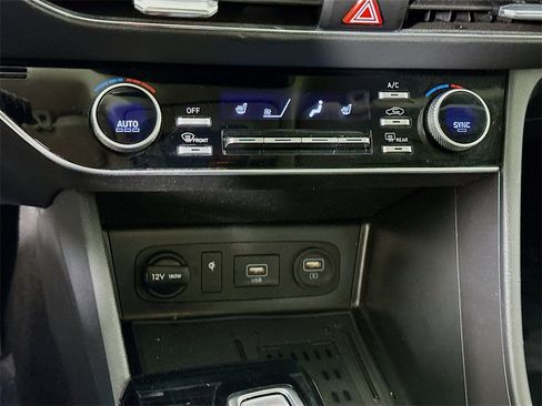 Certified 2022 Hyundai Sonata SEL w/ Convenience Package image 8