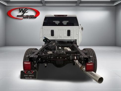 New 2026 GMC Sierra 3500 Pro image 7