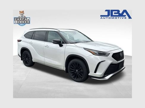Used 2024 Toyota Highlander XSE AWD/4WD image 1