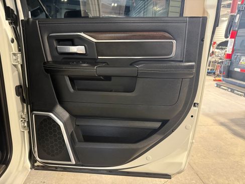 Used 2022 RAM 2500 Laramie image 11