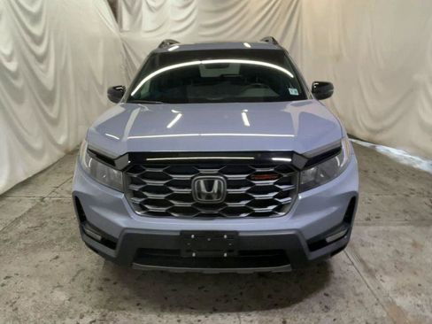Used 2023 Honda Passport TrailSport image 2