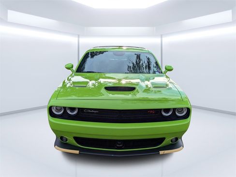 Used 2023 Dodge Challenger R/T Scat Pack w/ Plus Package image 8