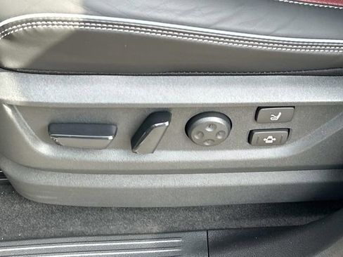 New 2026 INFINITI QX80 Autograph w/ Premium Cargo Package image 16