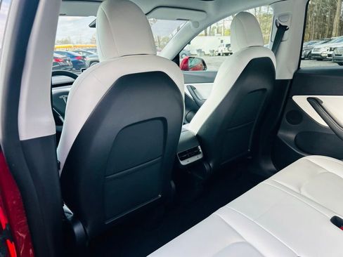 Used 2021 Tesla Model Y Performance image 19