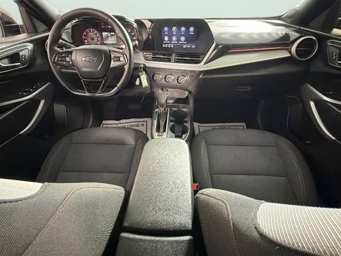 Certified 2025 Chevrolet Trax RS w/ Driver Confidence Package FWD image 31