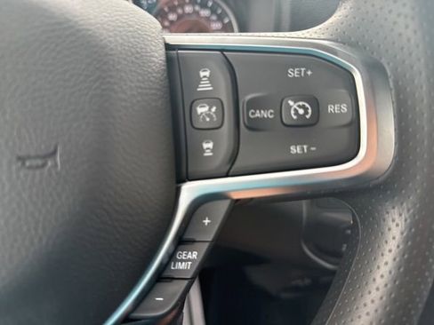 New 2026 RAM 3500 Tradesman AWD/4WD image 32