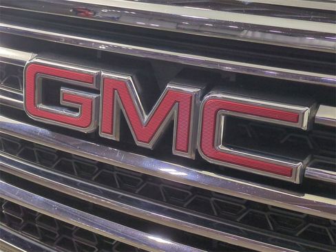 Certified 2019 GMC Acadia SLT image 30