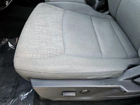Used 2023 Ford F150 XLT AWD/4WD image 16