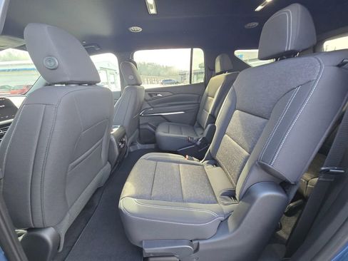 New 2026 Chevrolet Traverse LT image 13