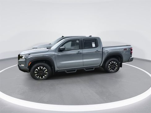 Used 2024 Nissan Frontier PRO-4X w/ Technology Package image 5