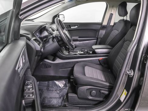 Used 2018 Ford Edge SE image 6