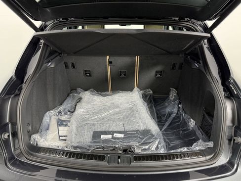 New 2025 Porsche Macan S image 27