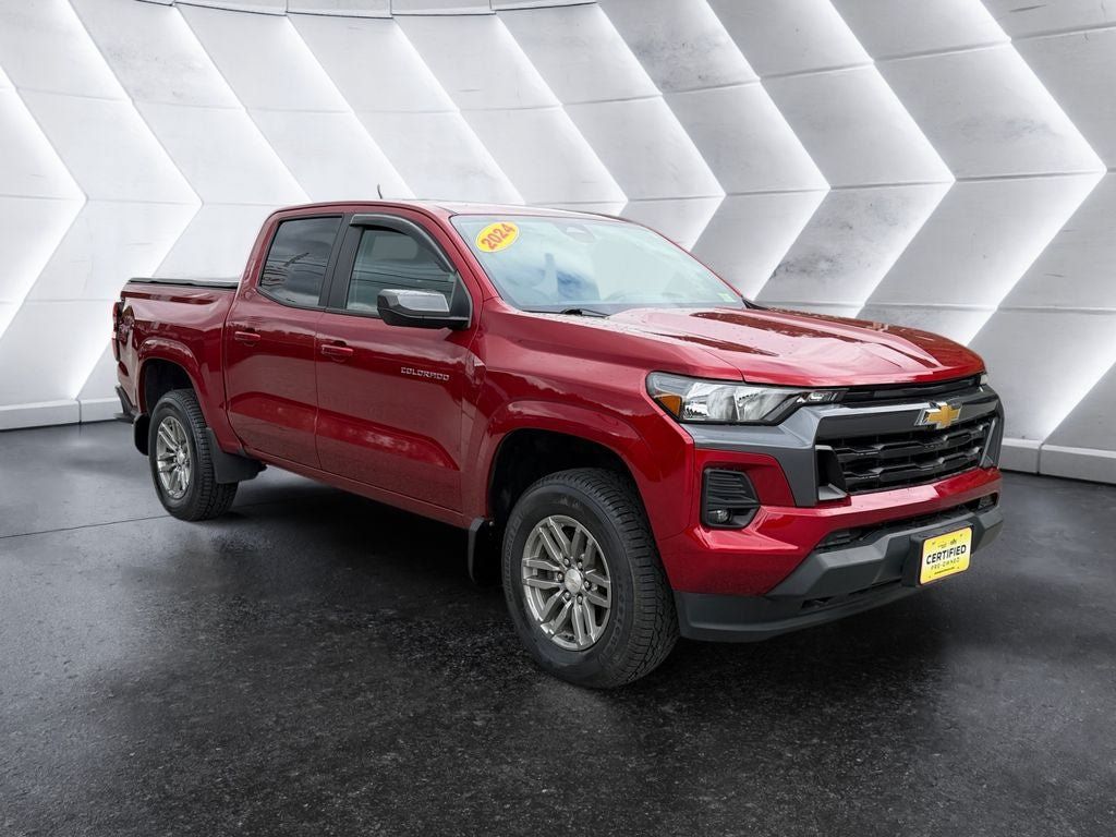 Used 2024 Chevrolet Colorado LT w/ LT Convenience Package II AWD/4WD image 8