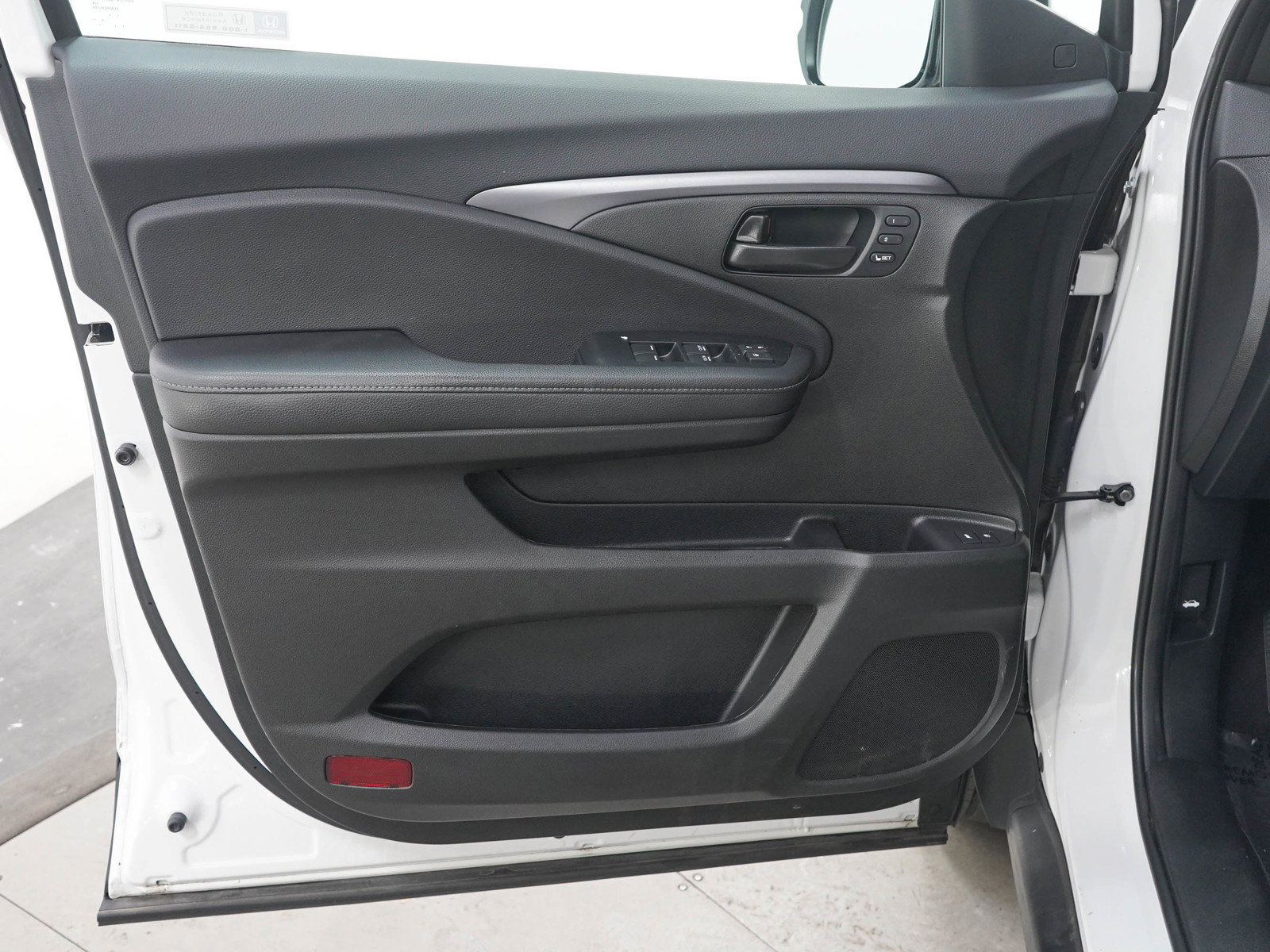 Used 2024 Honda Passport EX-L image 20