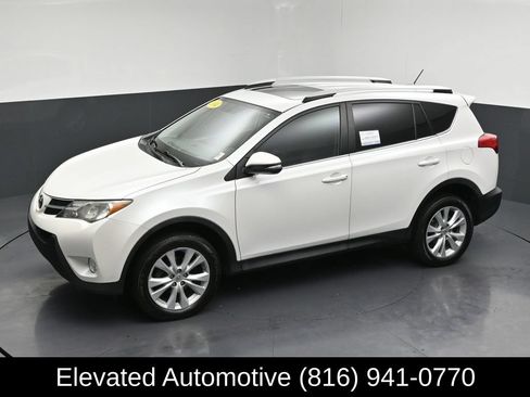 Used 2014 Toyota RAV4 Limited AWD/4WD image 26