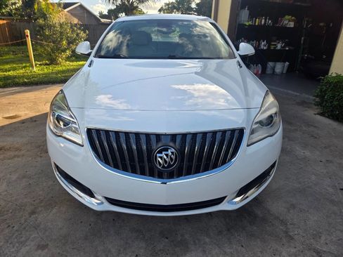Used 2014 Buick Regal image 4