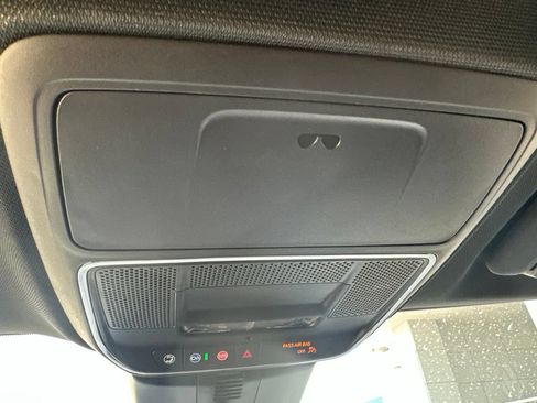 Used 2026 Chevrolet Traverse RS w/ LPO, Floor Liner Package FWD image 23