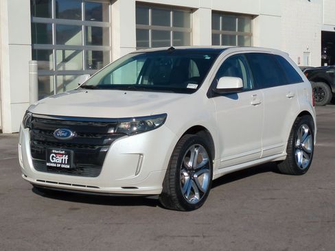 Used 2011 Ford Edge Sport w/ Driver Entry Pkg image 10