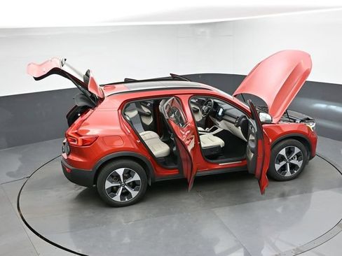 Used 2023 Volvo XC40 B5 Plus w/ Driver Assist Package AWD/4WD image 49